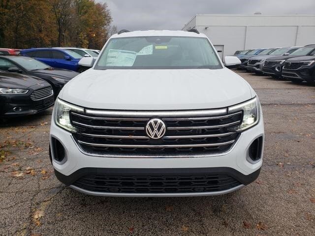 2025 Volkswagen Atlas 2.0T SE Technology