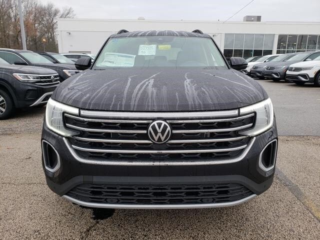 2025 Volkswagen Atlas 2.0T SE Technology