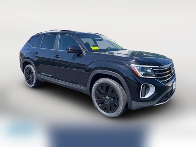 2025 Volkswagen Atlas 2.0T SE Technology
