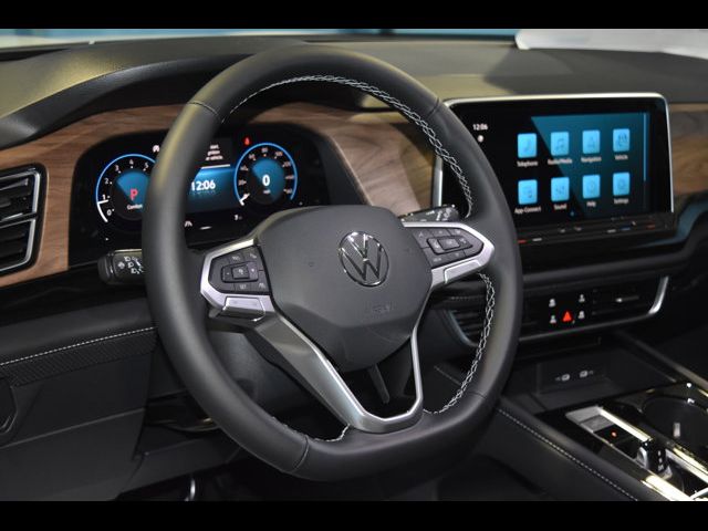 2025 Volkswagen Atlas 2.0T SE Technology