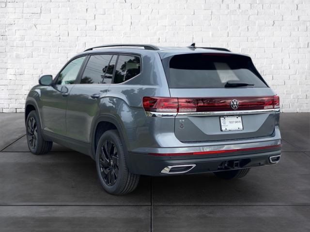 2025 Volkswagen Atlas 2.0T SE Technology