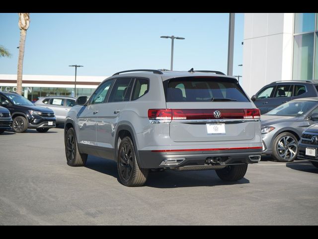 2025 Volkswagen Atlas 2.0T SE Technology