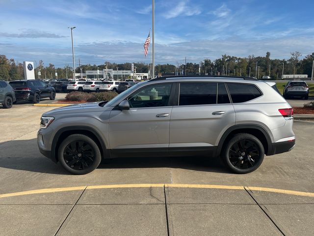 2025 Volkswagen Atlas 2.0T SE Technology