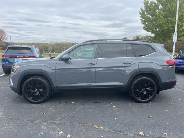 2025 Volkswagen Atlas 2.0T SE Technology