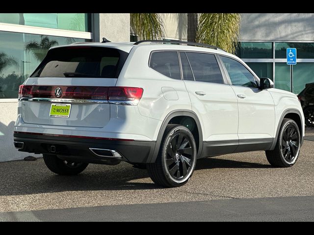 2025 Volkswagen Atlas 2.0T SE Technology