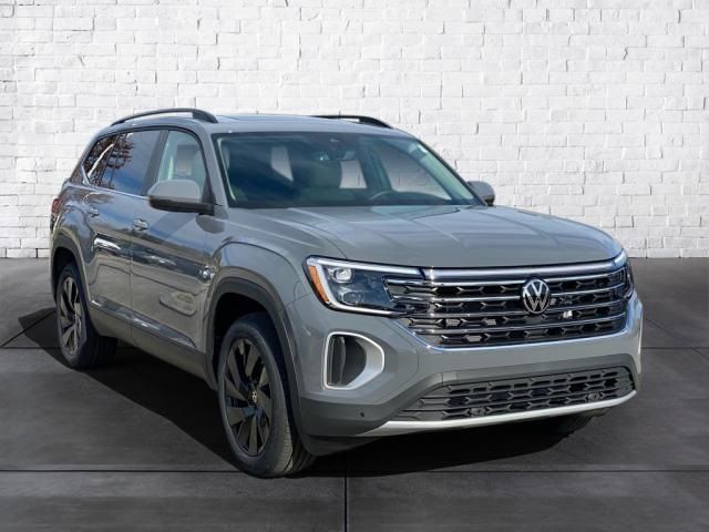 2025 Volkswagen Atlas 2.0T SE Technology