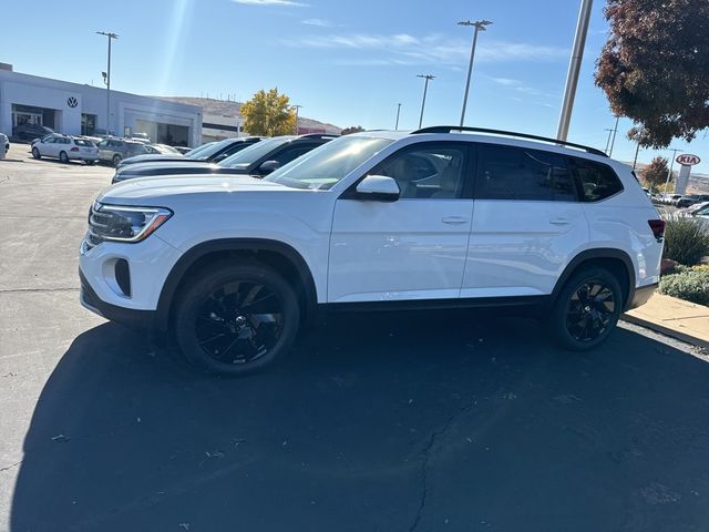 2025 Volkswagen Atlas 2.0T SE Technology