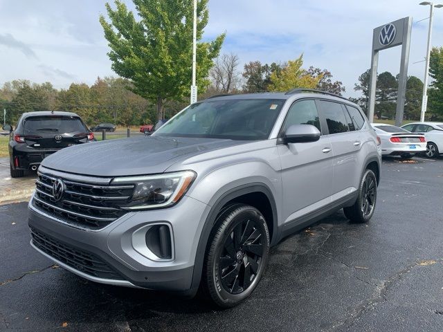 2025 Volkswagen Atlas 2.0T SE Technology