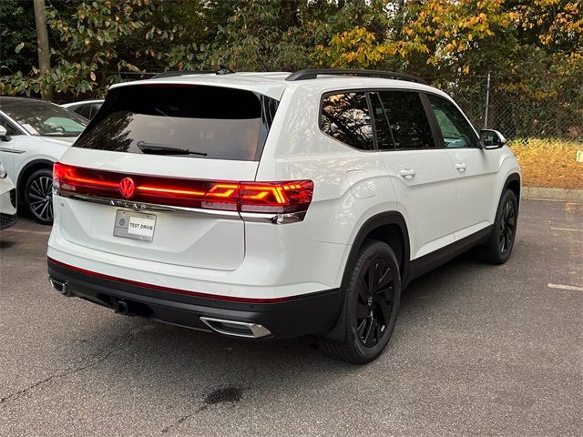 2025 Volkswagen Atlas 2.0T SE Technology