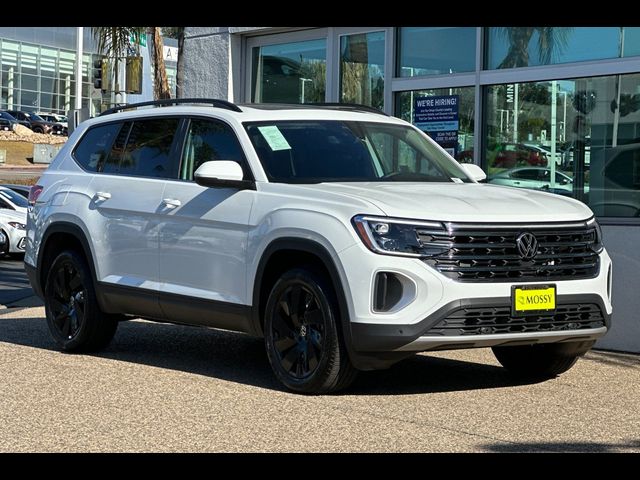 2025 Volkswagen Atlas 2.0T SE Technology