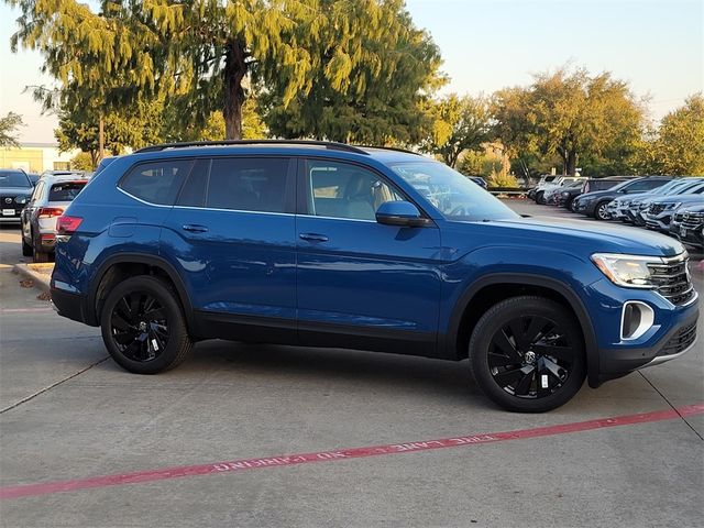 2025 Volkswagen Atlas 2.0T SE Technology