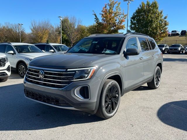 2025 Volkswagen Atlas 2.0T SE Technology