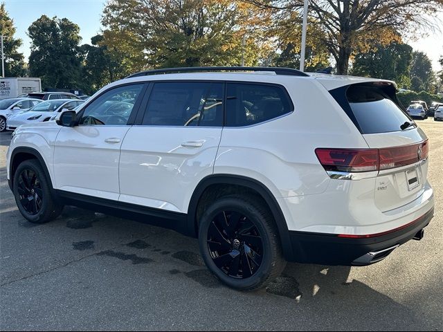 2025 Volkswagen Atlas 2.0T SE Technology