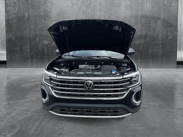 2025 Volkswagen Atlas 2.0T SE Technology