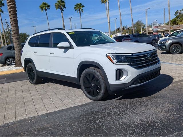 2025 Volkswagen Atlas 2.0T SE Technology