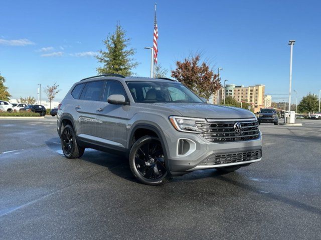 2025 Volkswagen Atlas 2.0T SE Technology