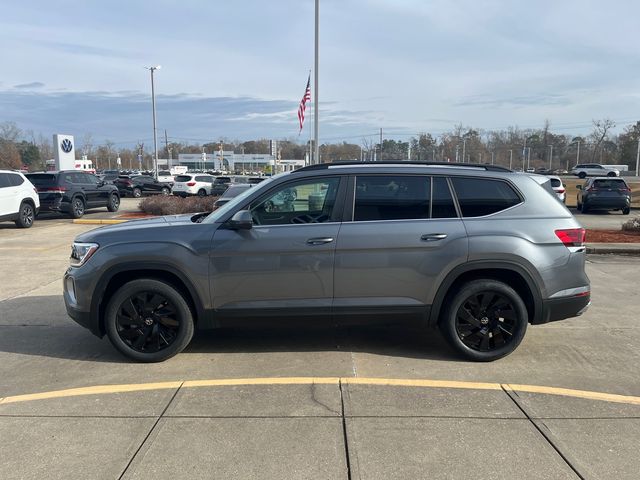 2025 Volkswagen Atlas 2.0T SE Technology