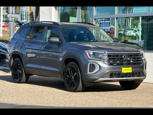 2025 Volkswagen Atlas 2.0T SE Technology