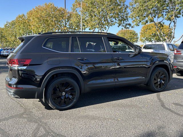 2025 Volkswagen Atlas 2.0T SE Technology