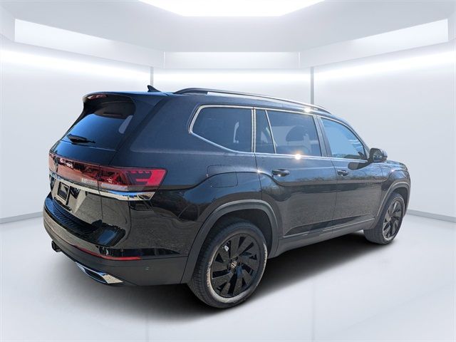 2025 Volkswagen Atlas 2.0T SE Technology