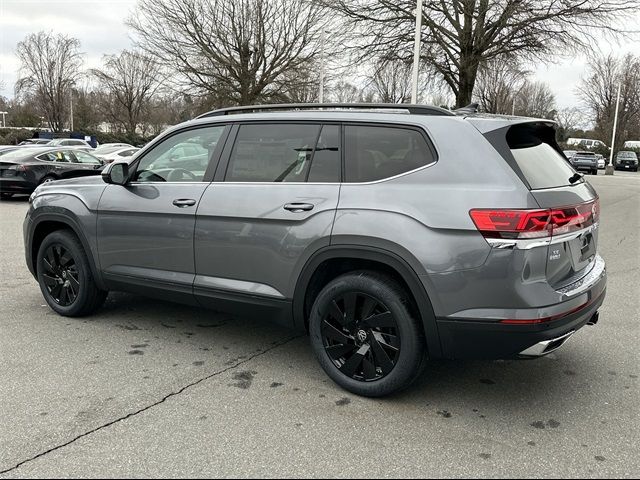 2025 Volkswagen Atlas 2.0T SE Technology