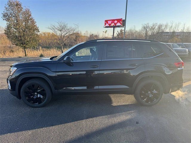 2025 Volkswagen Atlas 2.0T SE Technology