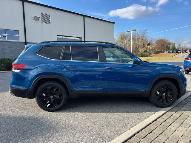 2025 Volkswagen Atlas 2.0T SE Technology