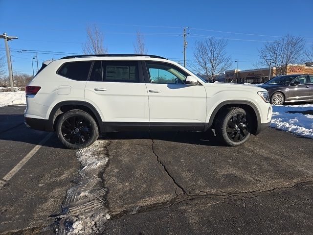 2025 Volkswagen Atlas 2.0T SE Technology