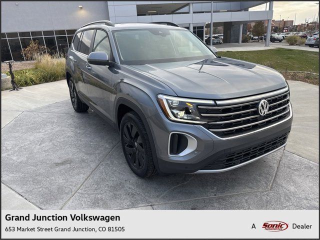 2025 Volkswagen Atlas 2.0T SE Technology