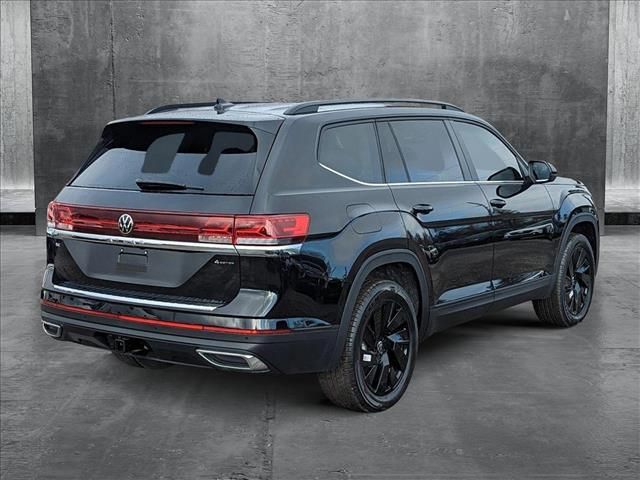 2025 Volkswagen Atlas 2.0T SE Technology