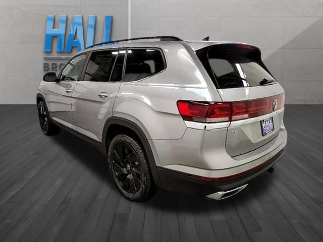 2025 Volkswagen Atlas 2.0T SE Technology