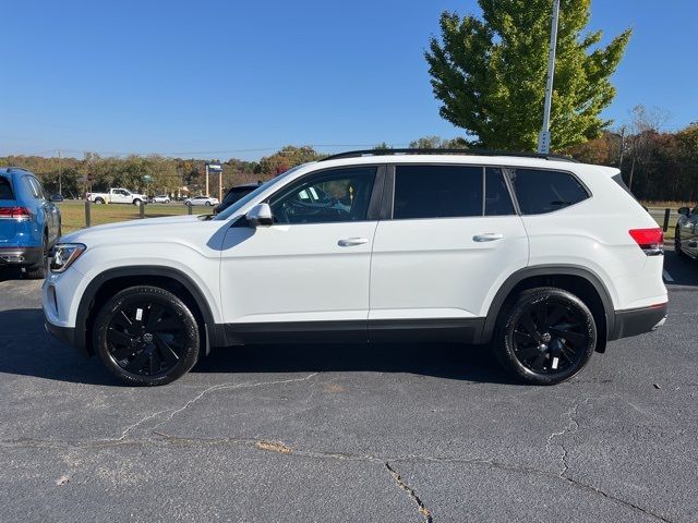 2025 Volkswagen Atlas 2.0T SE Technology