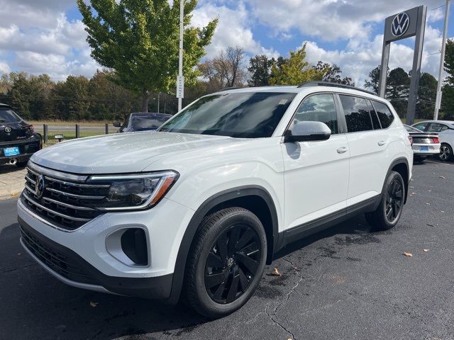 2025 Volkswagen Atlas 2.0T SE Technology