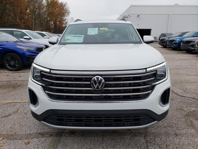 2025 Volkswagen Atlas 2.0T SE Technology