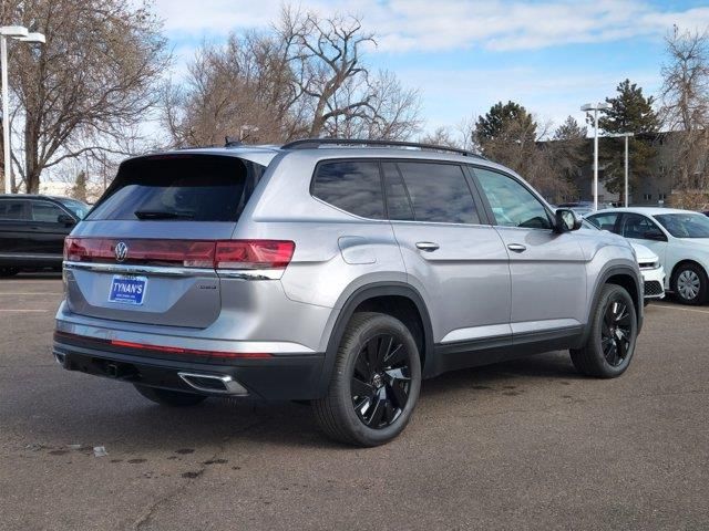 2025 Volkswagen Atlas 2.0T SE Technology