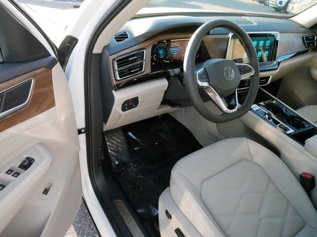 2025 Volkswagen Atlas 2.0T SE Technology