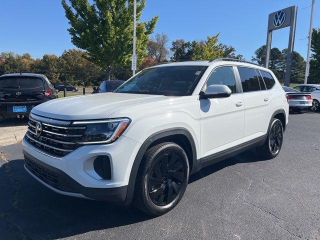 2025 Volkswagen Atlas 2.0T SE Technology