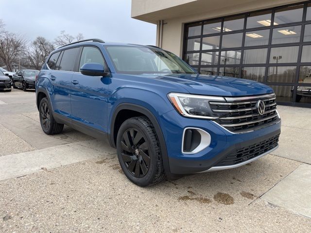 2025 Volkswagen Atlas 2.0T SE Technology