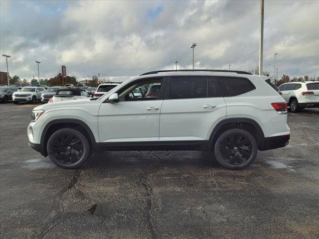 2025 Volkswagen Atlas 2.0T SE Technology