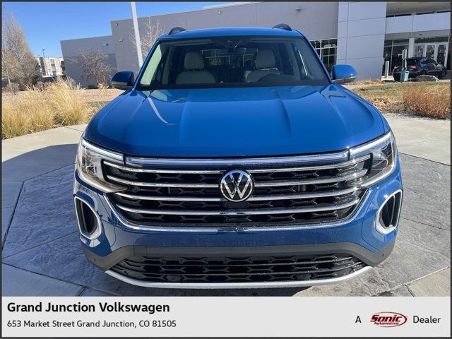 2025 Volkswagen Atlas 2.0T SE Technology