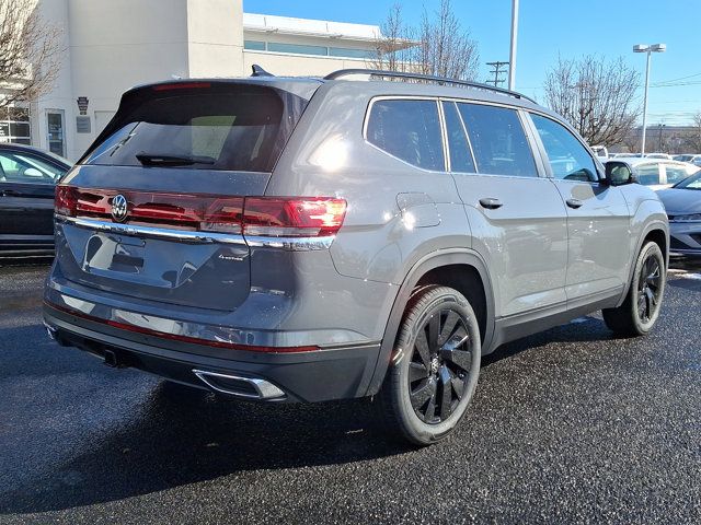 2025 Volkswagen Atlas 2.0T SE Technology