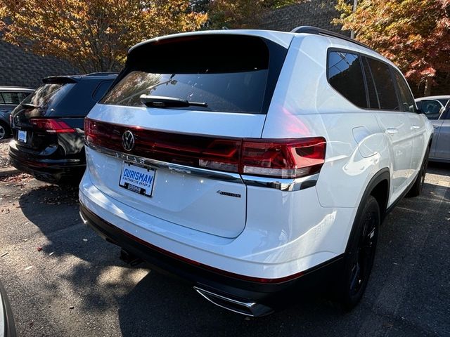 2025 Volkswagen Atlas 2.0T SE Technology