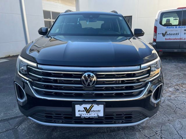 2025 Volkswagen Atlas 2.0T SE Technology