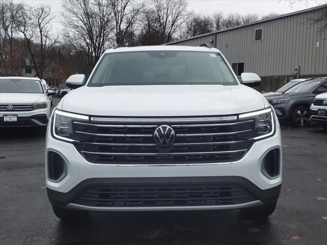 2025 Volkswagen Atlas 2.0T SE Technology