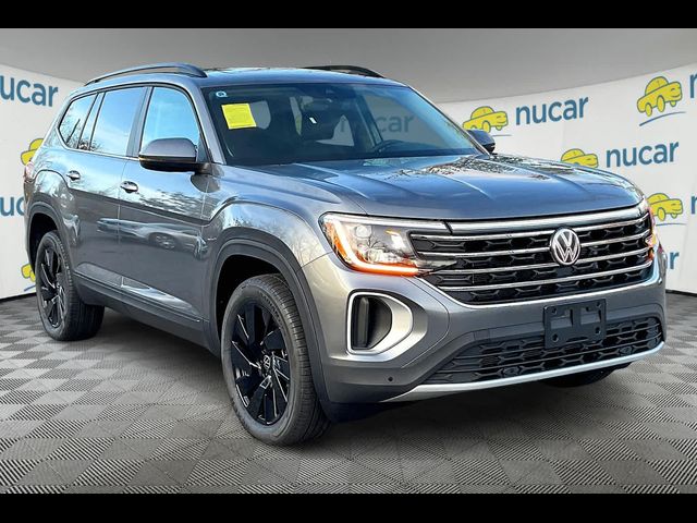 2025 Volkswagen Atlas 2.0T SE Technology