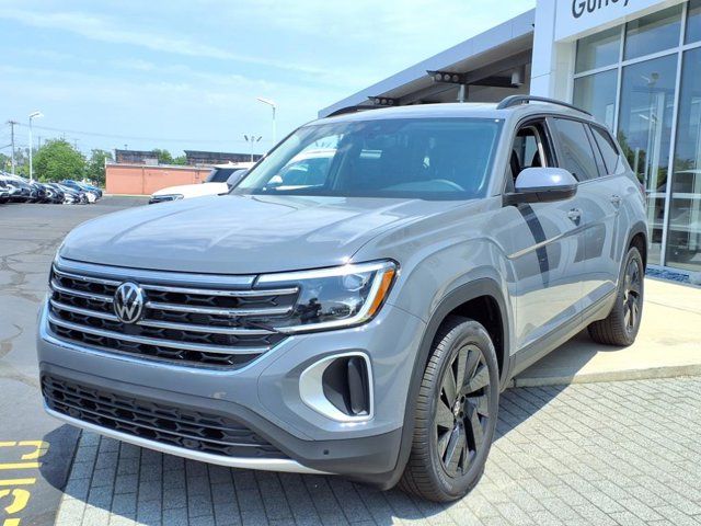 2025 Volkswagen Atlas 2.0T SE Technology