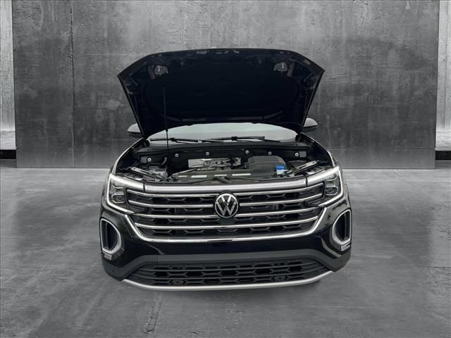 2025 Volkswagen Atlas 2.0T SE Technology