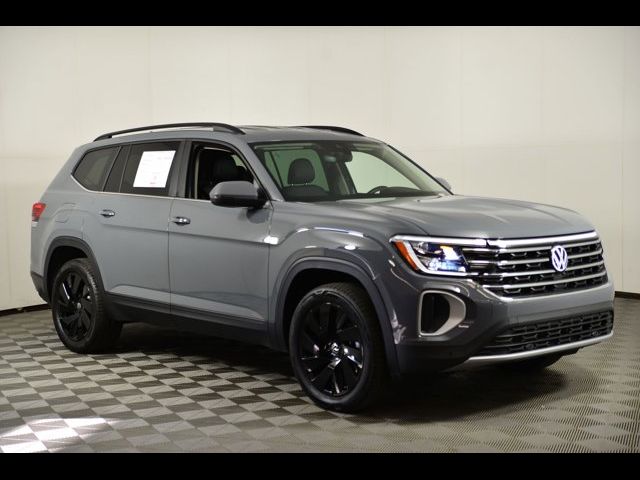 2025 Volkswagen Atlas 2.0T SE Technology