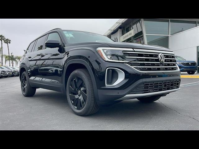 2025 Volkswagen Atlas 2.0T SE Technology
