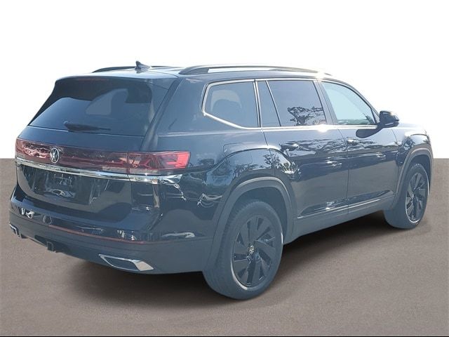 2025 Volkswagen Atlas 2.0T SE Technology